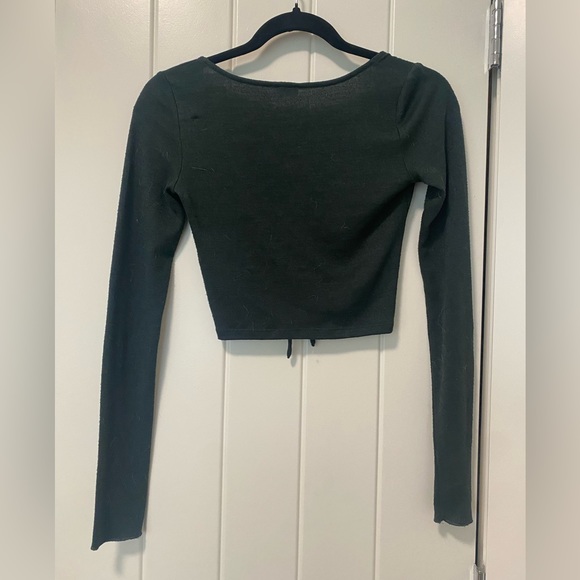 Aritzia Lynx Longsleeve - Picture 2 of 5